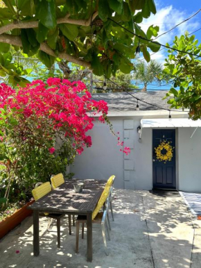 Lovely 2BR Cottage